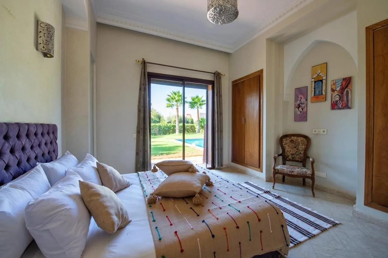 Villa Selma Avec Piscine Chauffee 马拉喀什